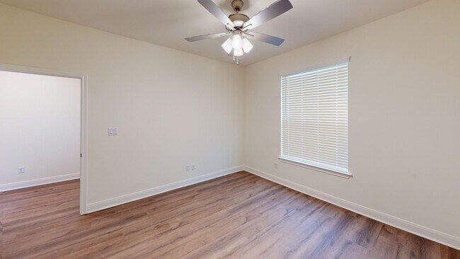 Building Photo - 6610 Bendale Dr