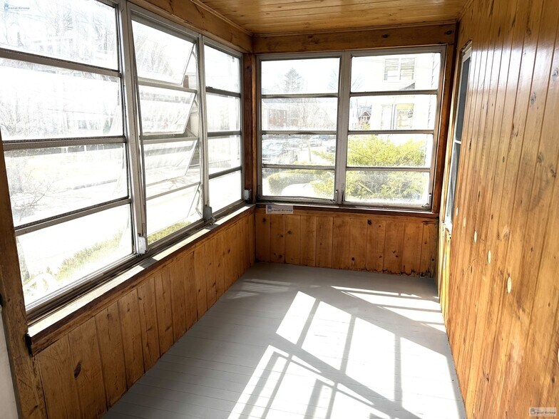 Building Photo - 43 Winter St