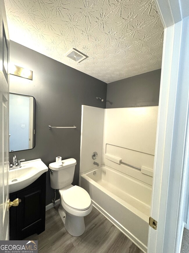 Building Photo - 2121 Silva Ct