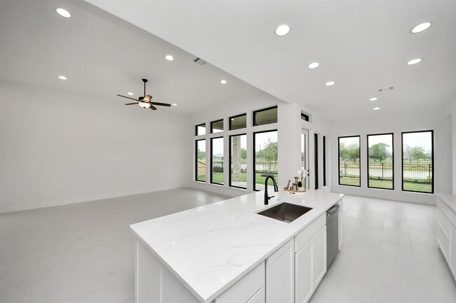 Building Photo - 8706 Incandesce Rise Dr