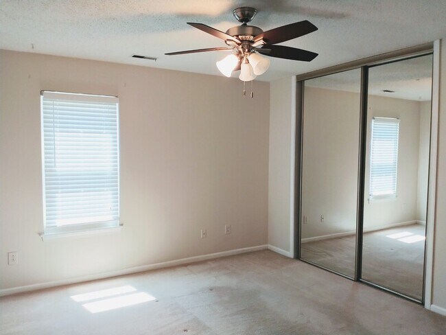 Building Photo - 1149 Turtle Rock Trce