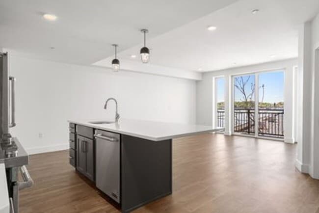 Building Photo - Stunning, Renovated 3 Bed/2 Bath! Right In Boston Landing