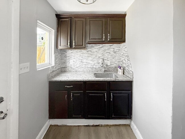 Building Photo - Three-Bedroom Home In Baltimore