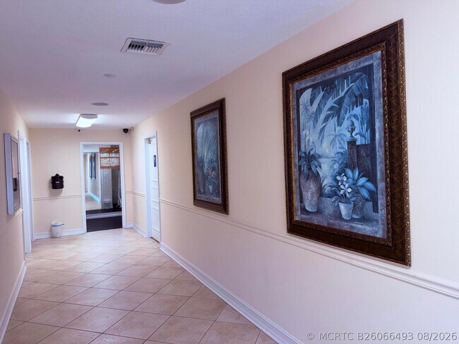 Building Photo - 6347 La Costa Dr