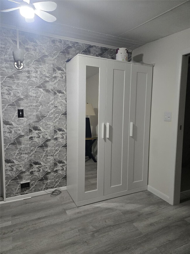 Building Photo - 2321 SW 87th Terrace