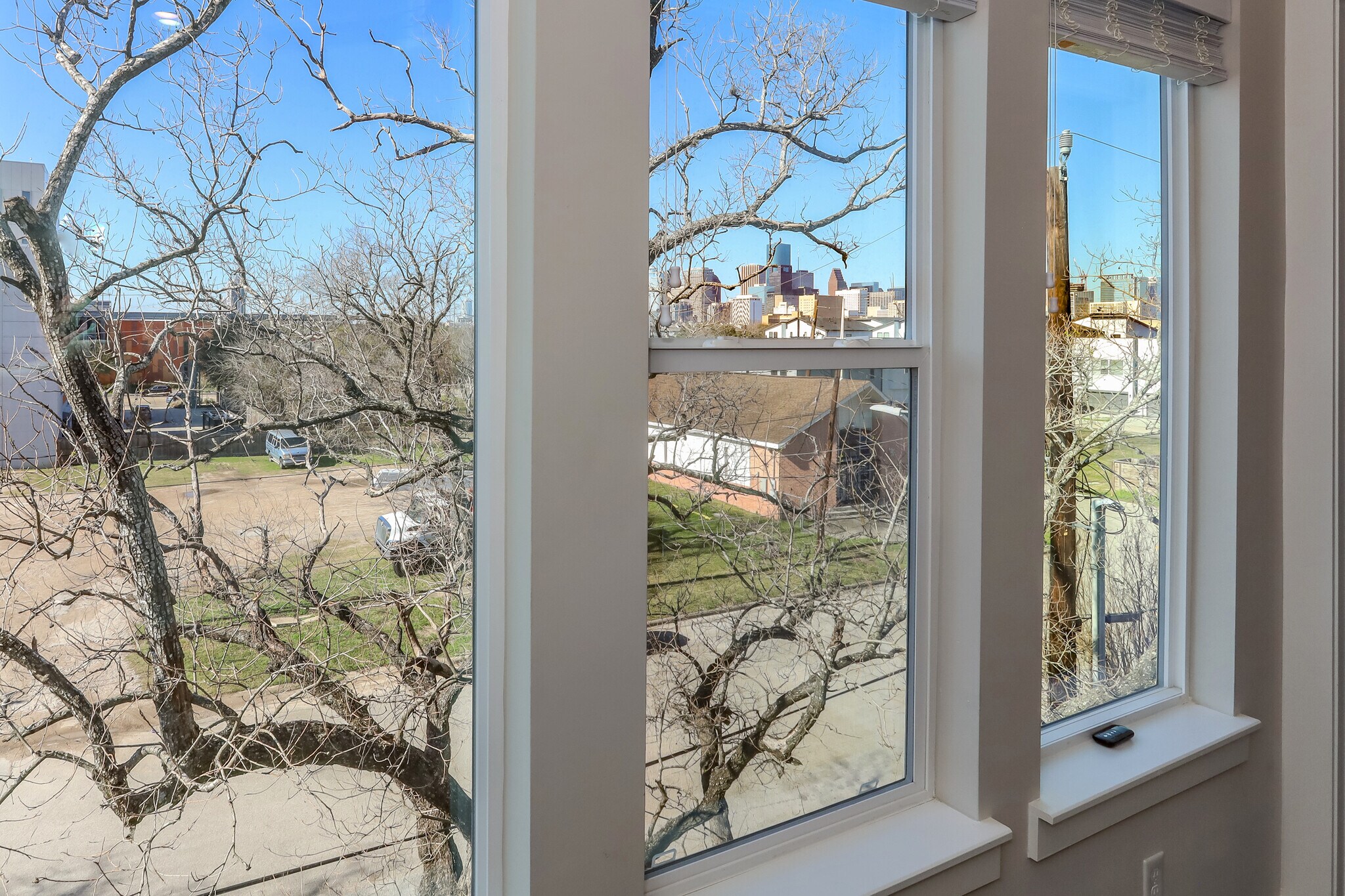 3rd Floor Bedroom - 3107 Saint Charles St