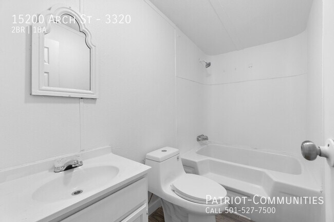 Building Photo - 15200 Arch St