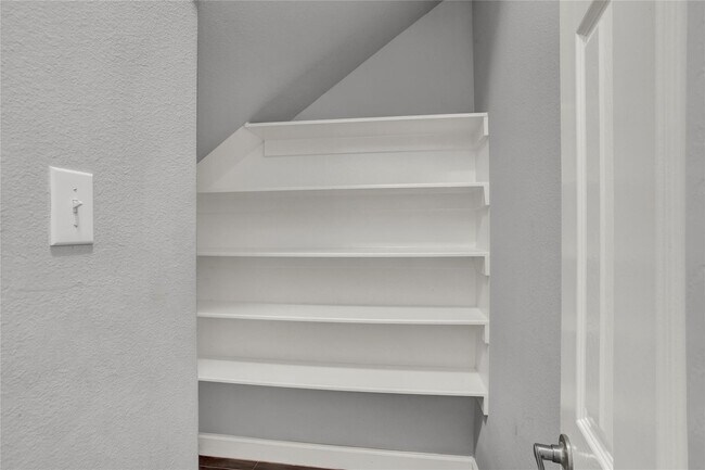 Building Photo - 326 Brandy Ridge Ln