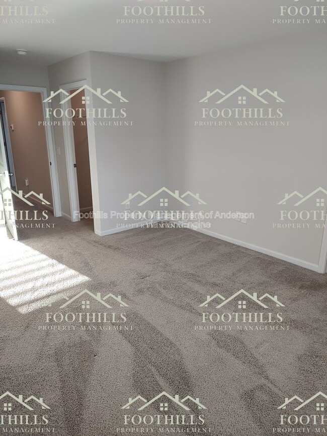 Building Photo - 145 Adger Rd