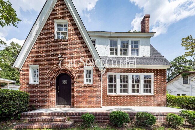 Building Photo - Spacious 4-Bedroom, 4-Bath Home in the Heart of Orangeburg – A Perfect Fit for Comfortable Living!
