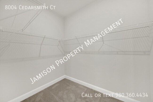 Building Photo - 8004 Cedarsmith Ct