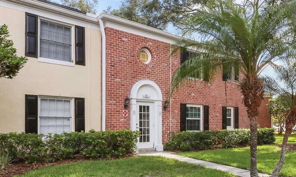 Building Photo - 13831 Orange Sunset Dr