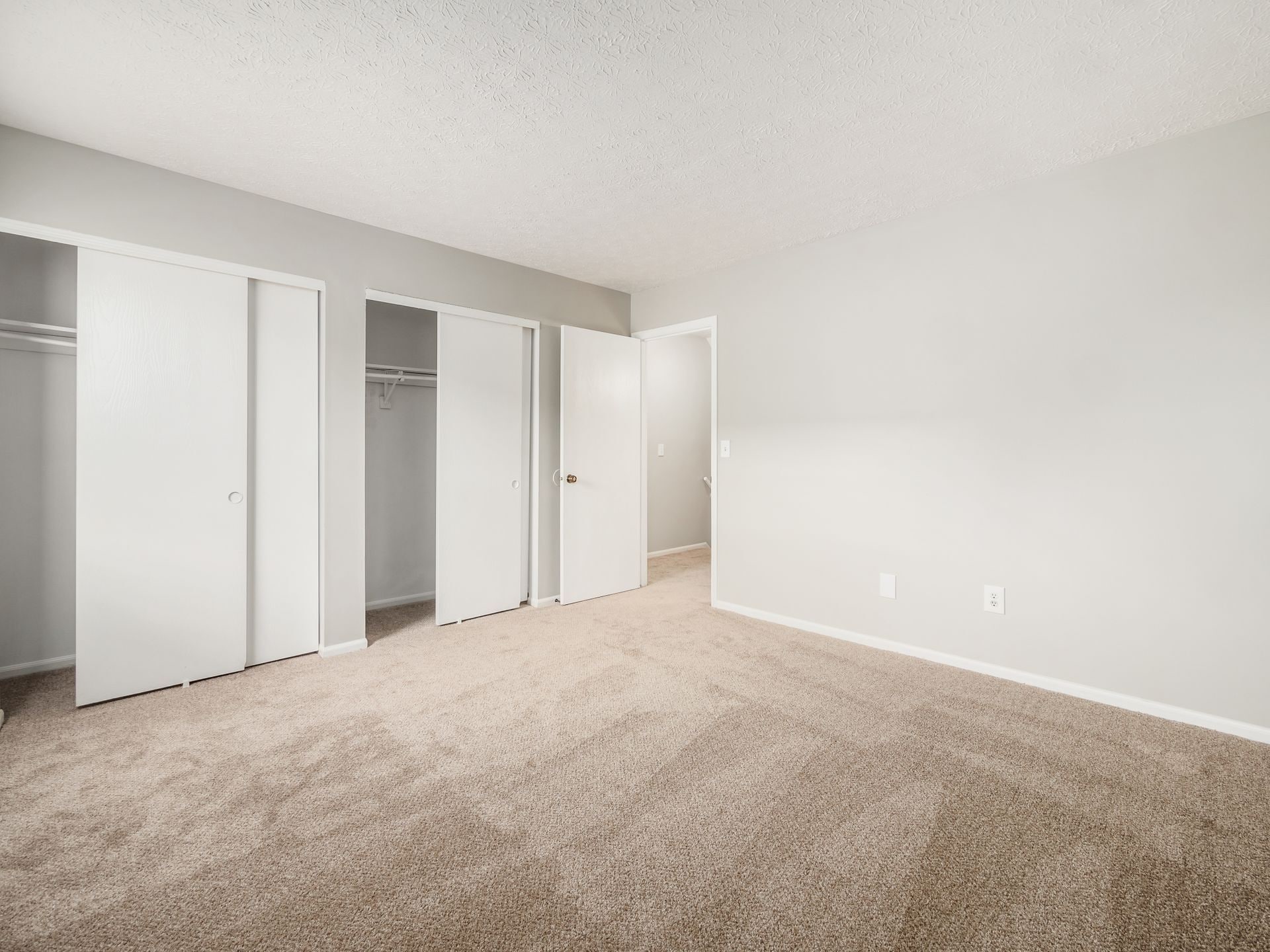 Building Photo - 7754 Deercrest Ct