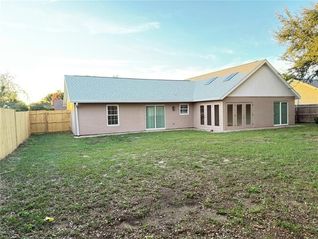 Building Photo - 221 Dempsey Way