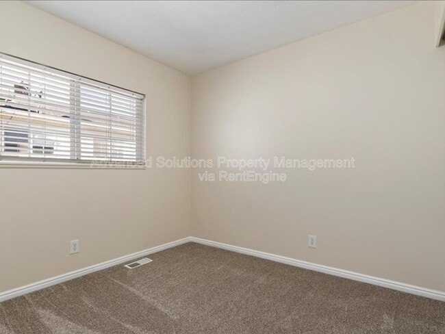 Building Photo - 8812 Wollemi Pine Way