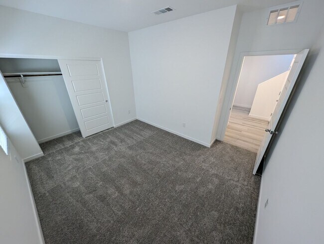 Building Photo - 3339 Rocky Waters Ave