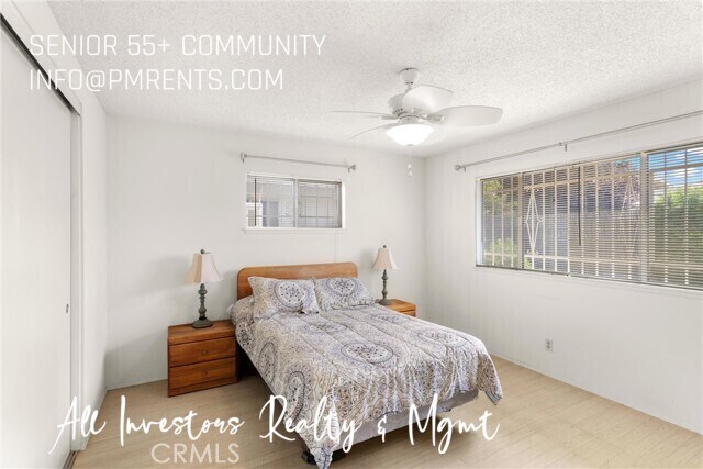 Building Photo - 880 S Ramona St