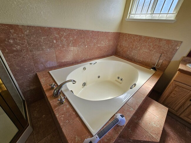 Building Photo - Spacious 4-Bedroom Home on the El Cerrito ...