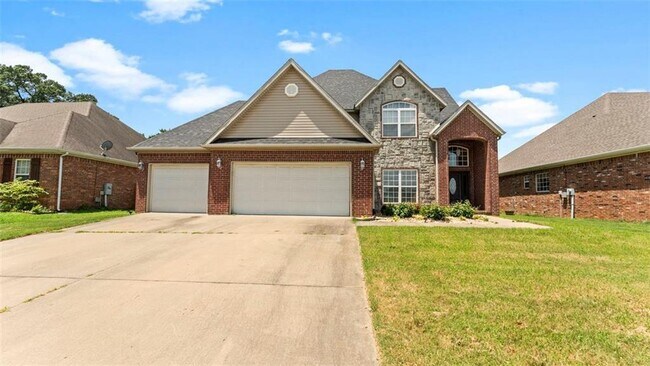 Primary Photo - 3900 SW Grey Hawk Dr