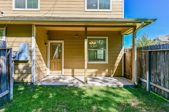 Building Photo - 14511 Roaring Fork Ln