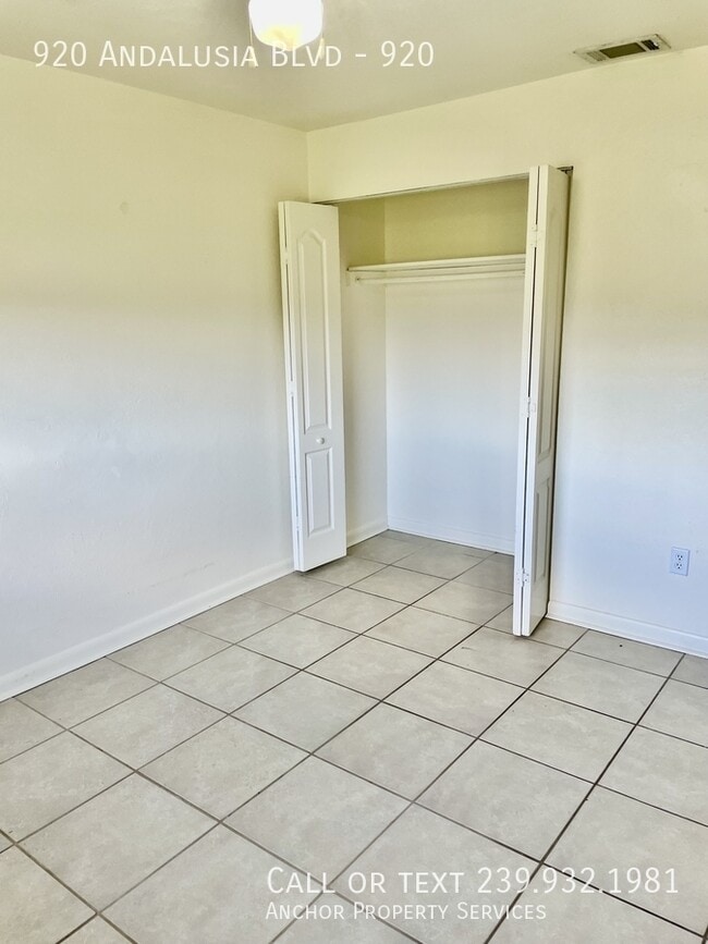 Building Photo - 920 Andalusia Blvd