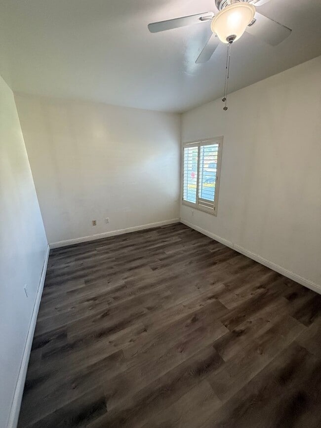 Building Photo - Elegant 3-Bedroom Home in Seven Oaks