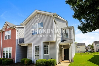 Building Photo - 2258 Nicole Dr