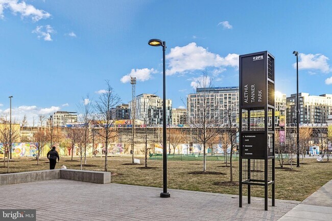Building Photo - 1500 Harry Thomas Way NE