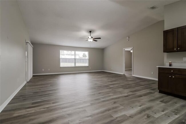 Building Photo - 2298 Greenbrier St