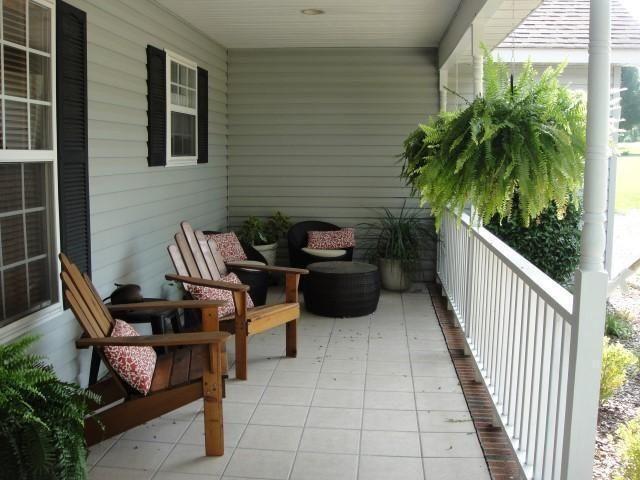 Front Porch - 173 Bellhaven Dr
