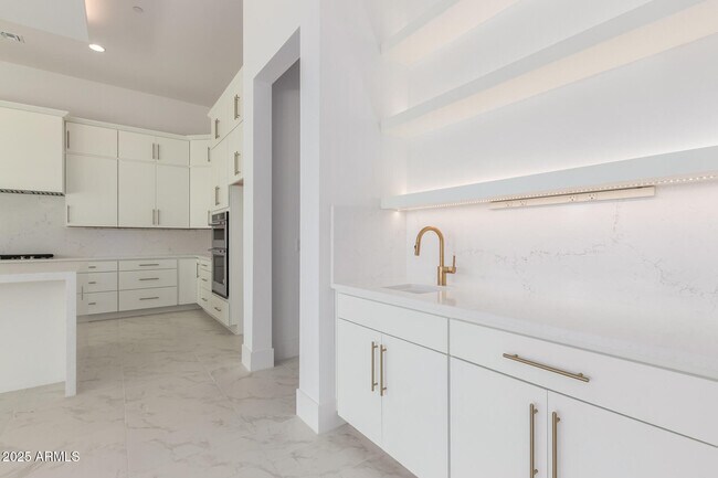 Building Photo - 12469 N 93rd Way