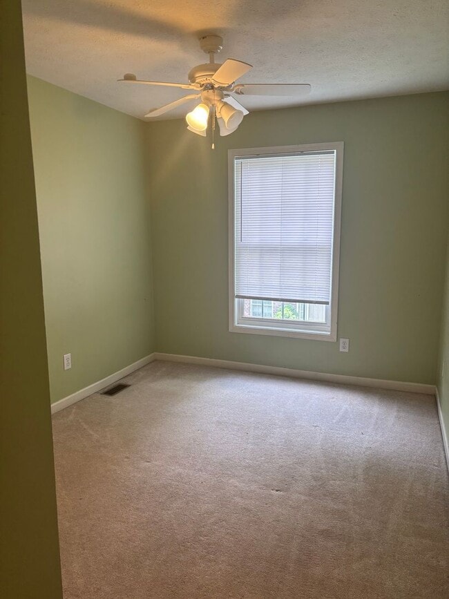 Building Photo - 3465 S Oaklawn Cir