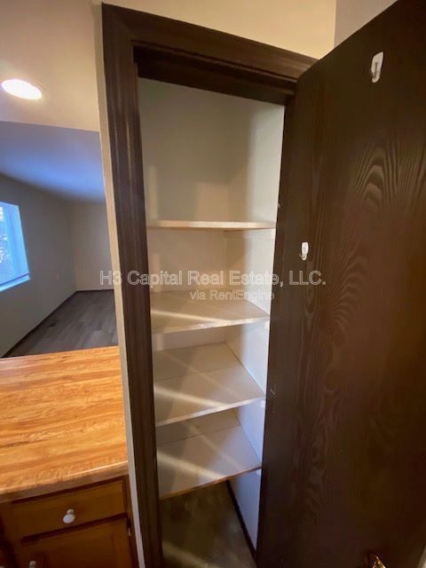 Building Photo - 901 2nd St