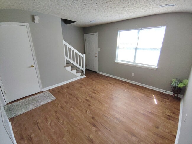 Building Photo - 57 Ferguson Dr