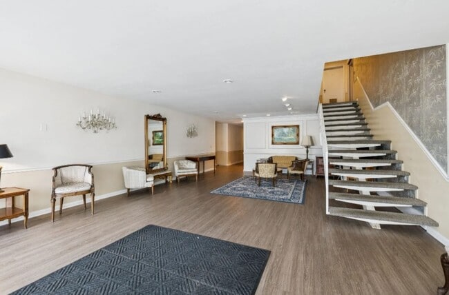 Building Photo - 1302 Dr. Martin Luther King Jr. Blvd