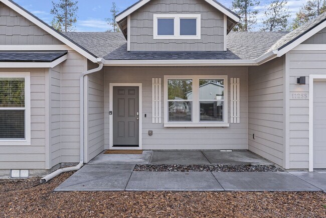 Building Photo - 17255 Avocet Dr