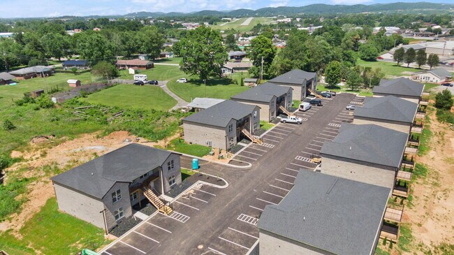 Building Photo - B2 Nasim Way