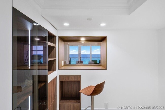 Building Photo - 2727 S Ocean Blvd