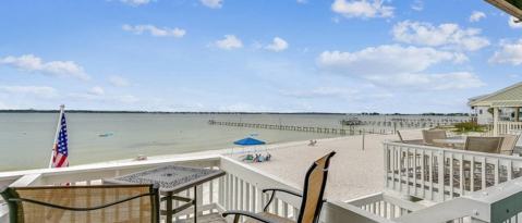 Building Photo - 1100 Fort Pickens Rd