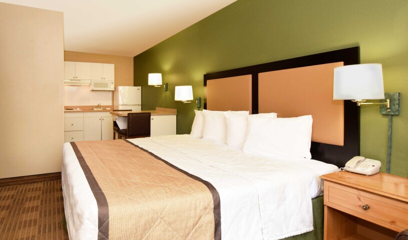 Building Photo - Furnished Studio-Jacksonville - Southside - St Johns Towne Ctr