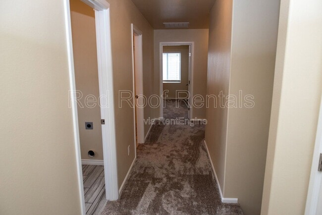 Building Photo - 10009 Greenbrier Ct SE