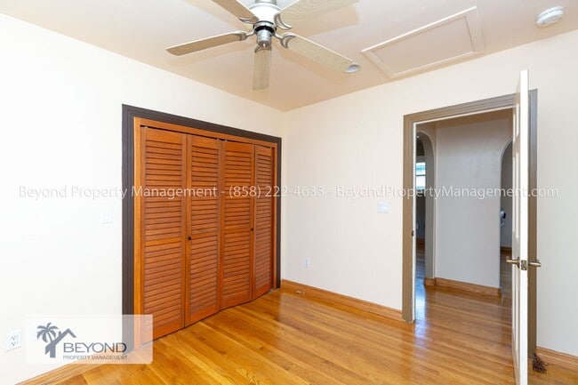 Building Photo - CHARMING 2 BEDROOM CRAFTSMAN BUNGALOW IN T...