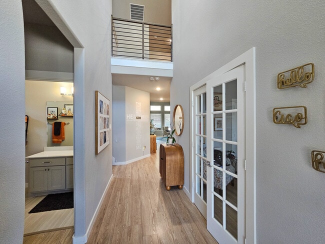 Building Photo - 198 Western Way