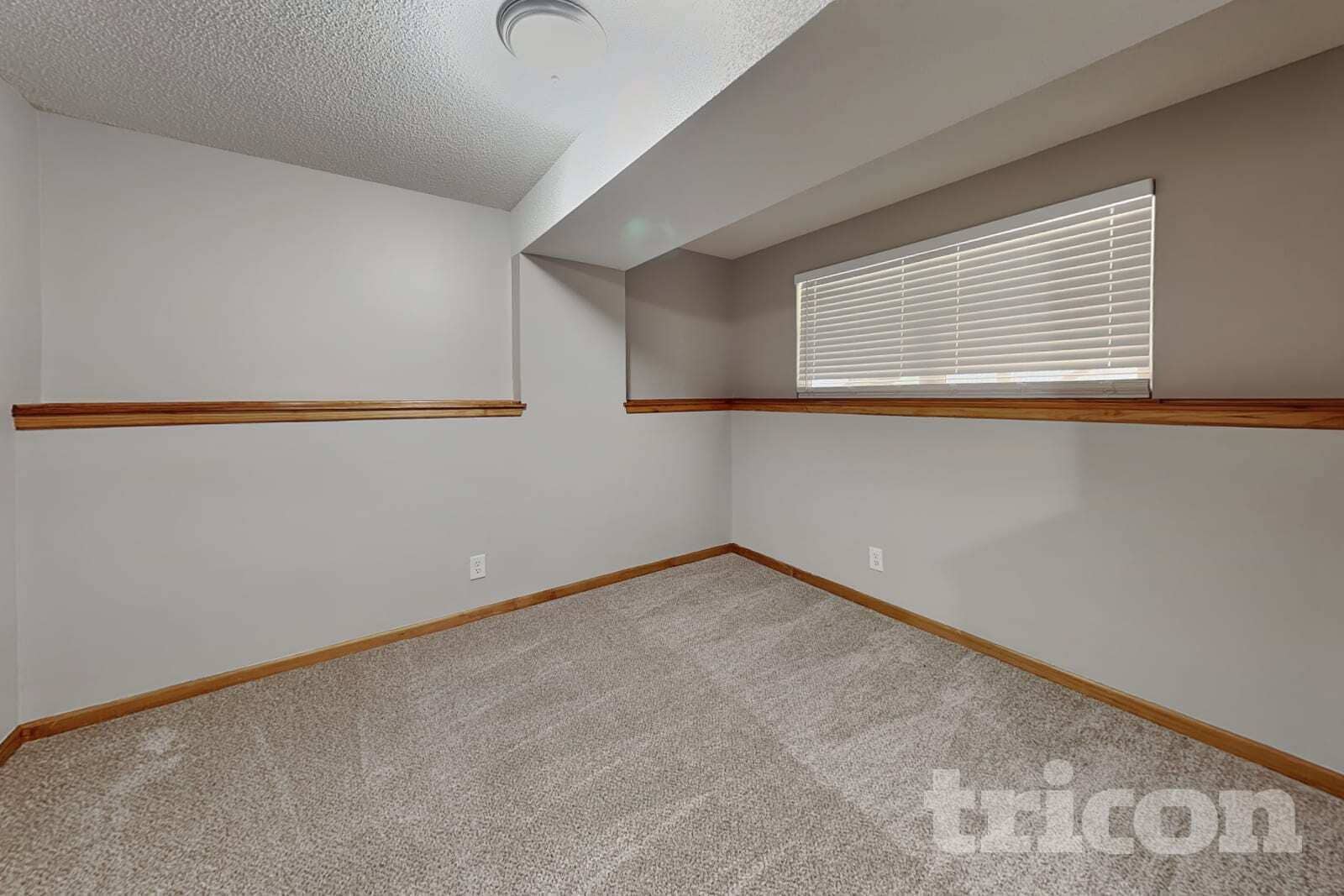 Building Photo - 432 Granite Dr