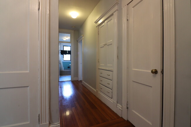 Building Photo - 175 Harvard St