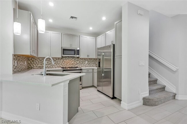 Building Photo - 7501 Carnegie Way