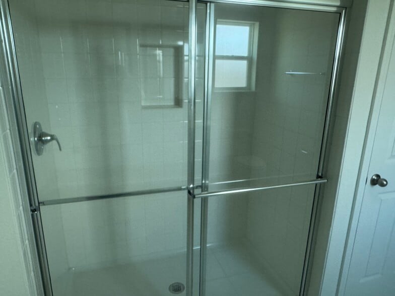 Building Photo - 63 Stonecrest Dr