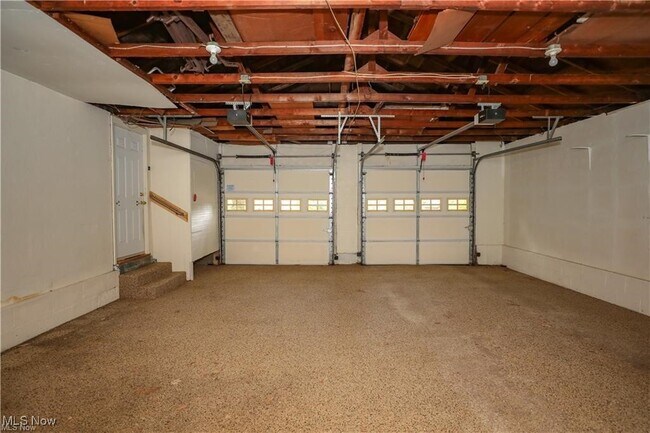 Building Photo - 703 Avondale St