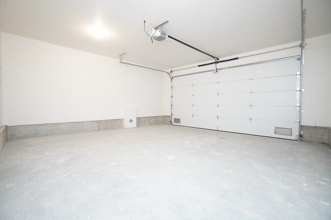 Building Photo - 4621 N Iota Ln