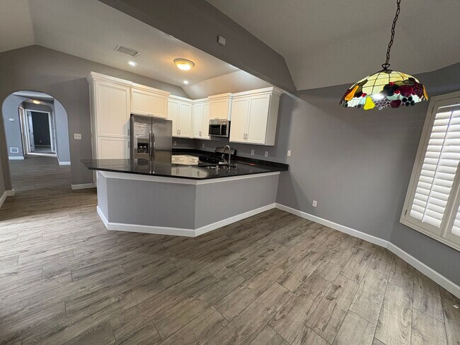 Building Photo - Home for Rent in Horizon by the Golf Course
